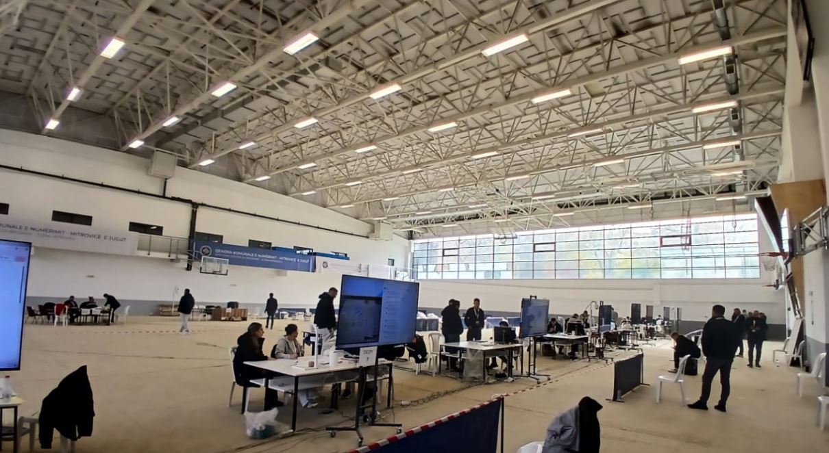 Sot nis numërimi i votave me postë