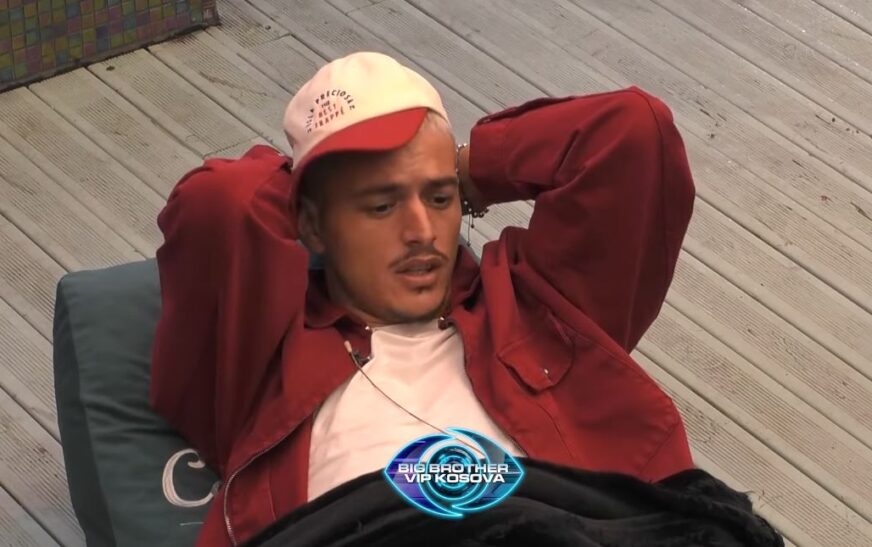 “T’du, ma jep atë ngrohësinë”, për kë e ka Londrimi? (VIDEO)