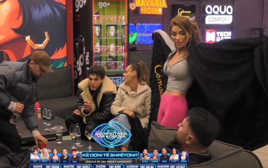 Bia me vallëzim sensual para syve të Labit (VIDEO)