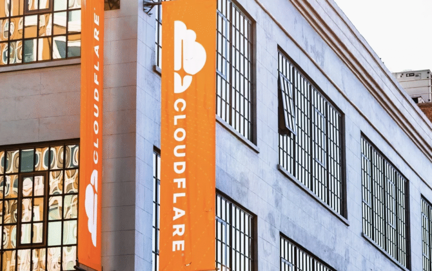 Problemet globale të internetit – kompania teknologjike Cloudflare del me sqarim të çuditshëm