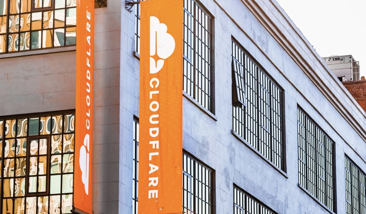 Problemet globale të internetit – kompania teknologjike Cloudflare del me sqarim të çuditshëm