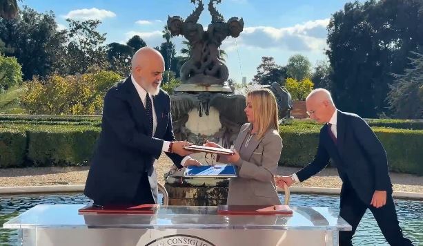 Mbledhja e parë mes dy qeverive, Rama e Meloni firmosin 16 marrëveshje
