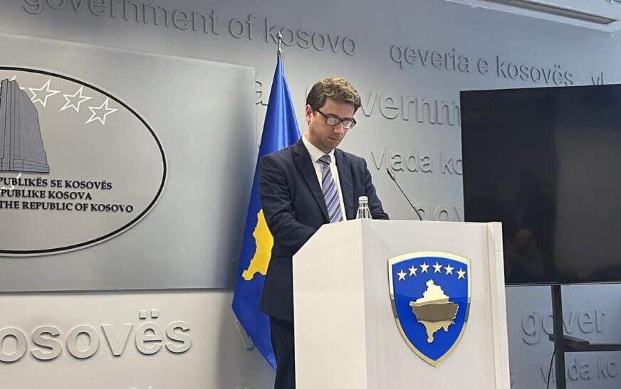 Zgjidhja për RTK-në: Murati arsyetohet si shefi i vet, ia lë fajin ish-opozitës