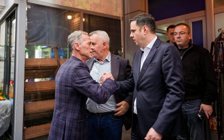 Abdixhiku në Fushë Kosovë mbështet Besnik Osmanin, qytetarët të ftuar të votojnë për të ardhmen e komunës