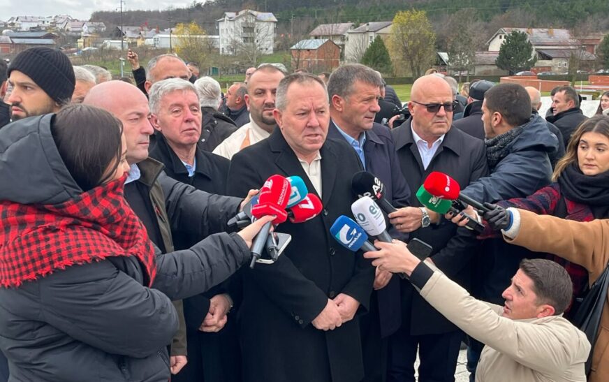 OVL homazhe në Prekaz: Festat e Nëntorit të mangëta pa krerët e UÇK-së