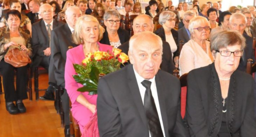 Në Poloni çiftet e martuara për të paktën 50 vjet nderohen me medalje