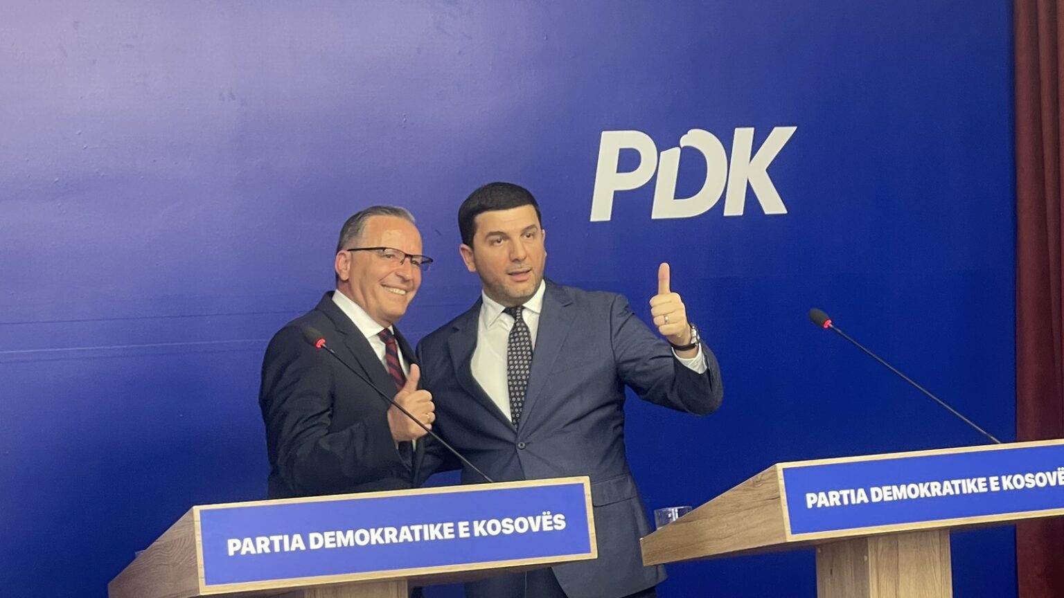 Krasniqi tregon se kë e përkrah për kryetar të ri të PDK-së: Preferencën time për Bedri Hamzën nuk e fshehu