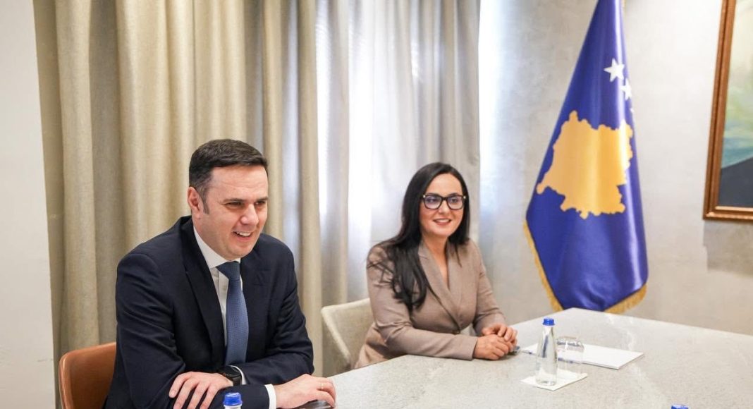 “Takimi sekret LDK-PDK”, reagon Lushaku: Aktivizim i makinerisë së propagandës të VV-së