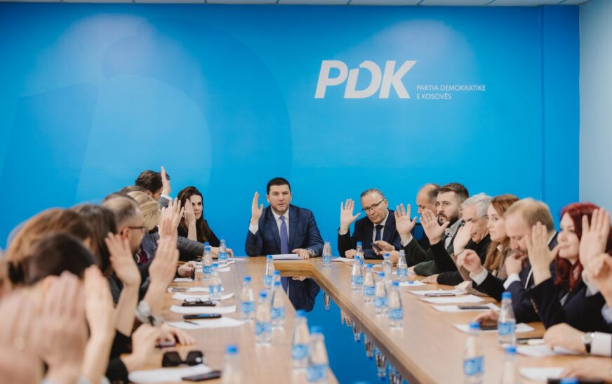Partia Demokratike e Kosovës zgjedh kryetarin e ri