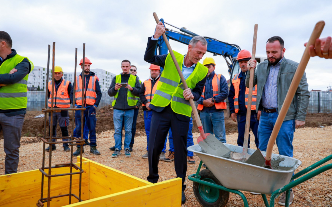 Projekti i radhës i Besnik Osmanit: çerdhe e re për 60 fëmijë në qytet