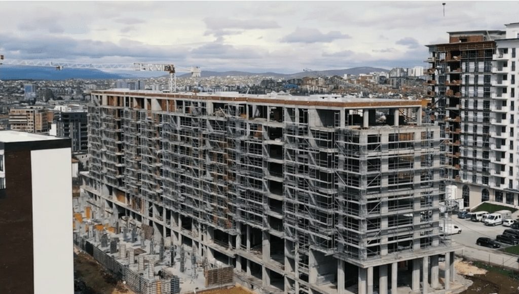 Gjykata refuzon kërkesën e Prokurorisë për bllokimin e 7 hektarëve tokë në Veterrnik (dokument)