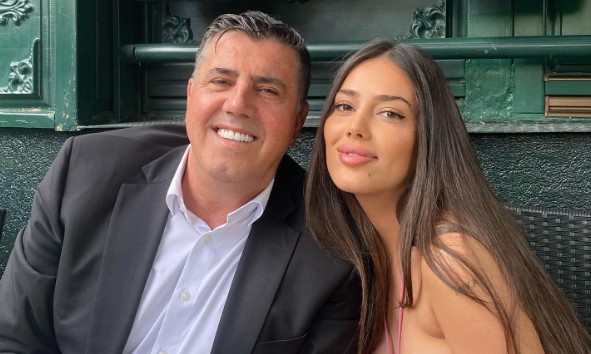 Lotina ndan fotografi të rralla të Lutfi Hazirit