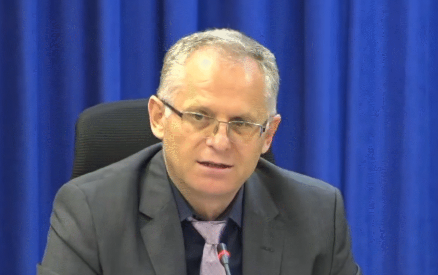 Serbia po i bllokon mjetet e Kosovës për Luginën, Bislimi e njofton Sorensenin