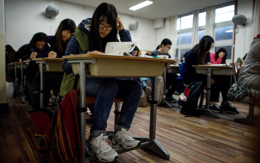Fluturimet bllokohen në Kore të Jugut për të mundësuar provimet e universiteteve për 500,000 studentë