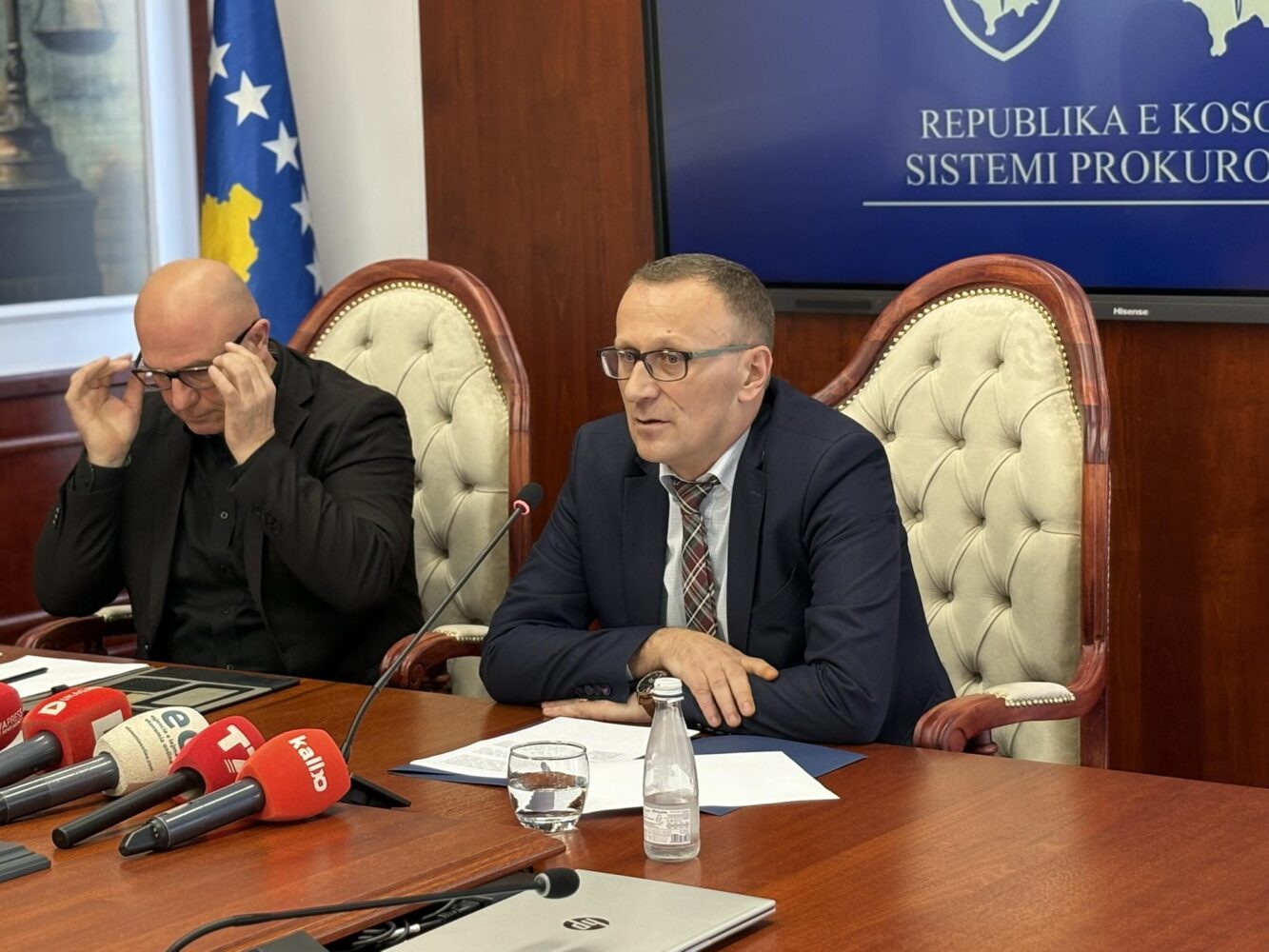 Hajdaraj i bën thirrje presidentes të mos ndërhyjë në punët e sistemit prokurorial: Askush s’është kërcënuar e shantazhuar