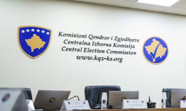 KQZ: Votimi ka nisur në të gjitha qendrat e votimit