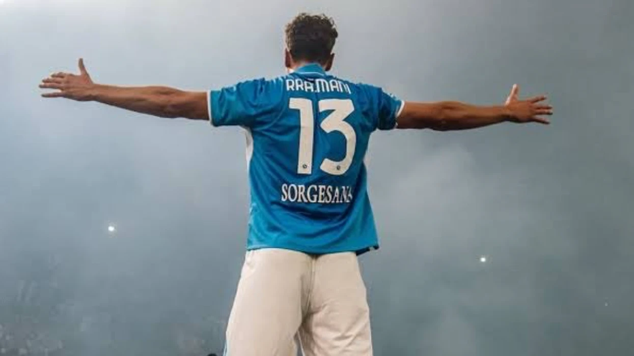 Nuk e ka vazhduar ende kontratën me Napolin, dy skuadra turke futën në garë për Amir Rrahmanin