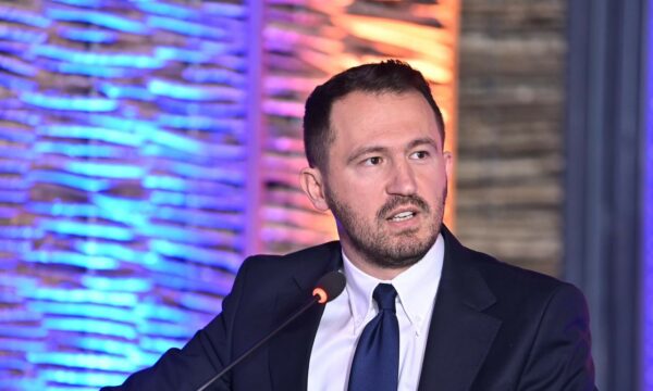 Krasniqi: Këto tri tema i ka fituar opozita