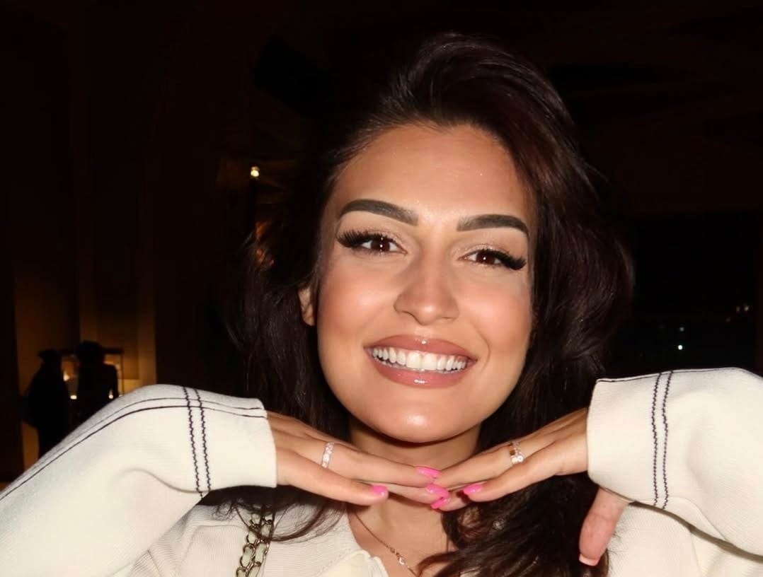 Publikohet fotografia e parë e Vesës në pritje të ëmbël, i paska rënë një nur shtatzënie – qenka shëndoshur pak