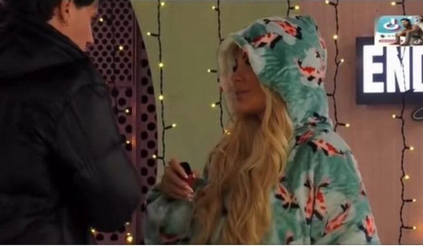 Benita rrëfen prapaskenat e produksionit, ‘Vëllait të Madh’ i ndërpren fjalën