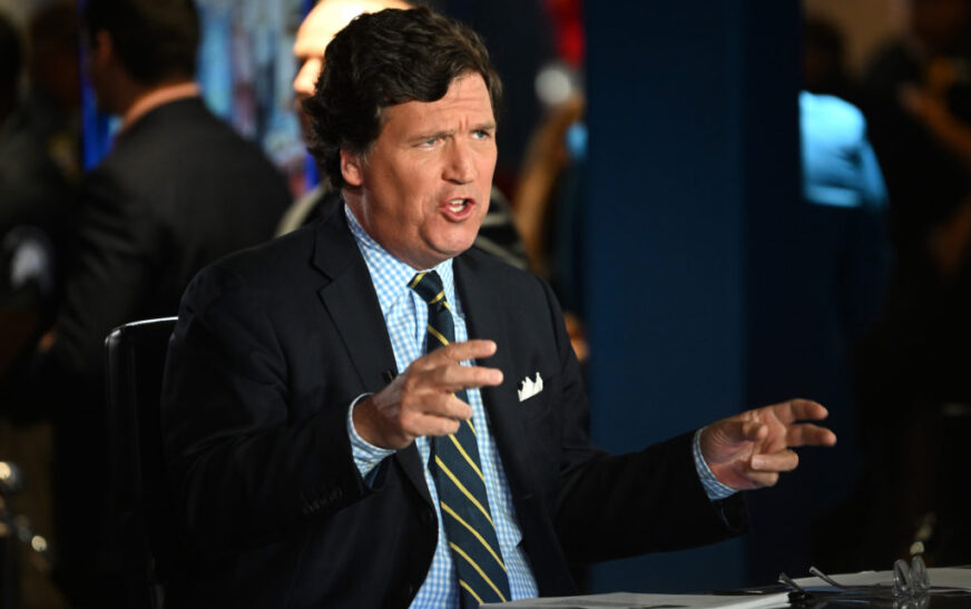 Tucker Carlson paralajmëron shpallje lufte të SHBA-ve ndaj Venezuelës sonte