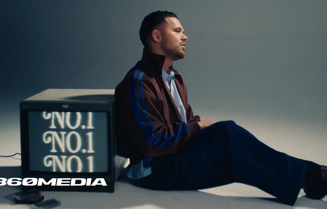 Yll Limani publikon albumin e ri “Thirrëm Sot ose Nesër”