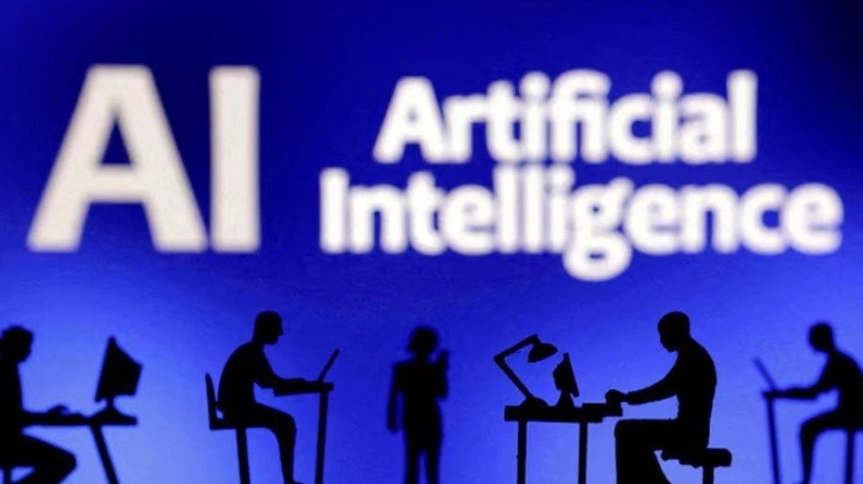 Qeveria amerikane nis fushatën për të punësuar inxhinierë për role në inteligjencën artificiale dhe teknologji