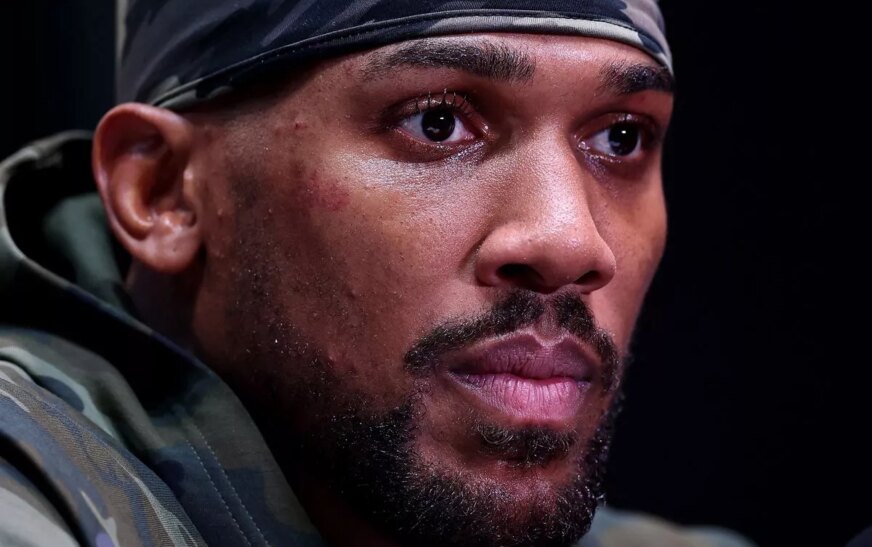 Anthony Joshua lëndohet në një aksident në Nigeri, vdesin dy persona