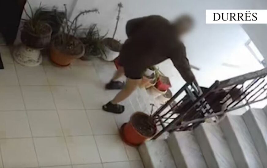 Dalin pamjet, 76 vjeçari në Durrës tenton ta eliminoi bashkëshorten me shkop të drurit