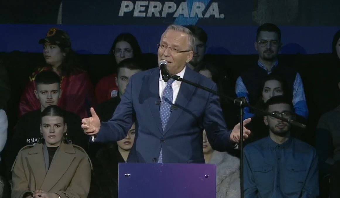 PDK hap fushatën në Prizren, Hamza: Pagat për mësuesit, mjekët, policët, zjarrfikësit dhe ushtarët do të rriten deri në 50%