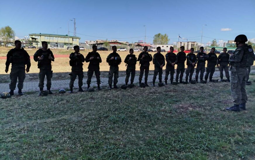 FSK trajnon ushtarët me aftësi mjekësore për fushëbetejë