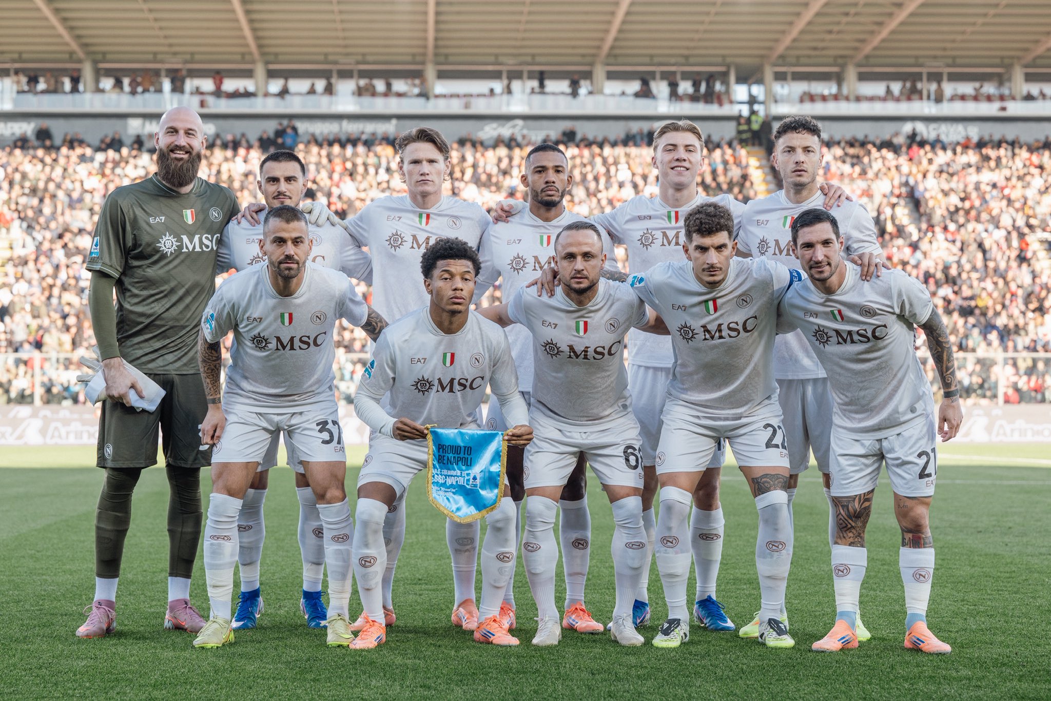 Napoli fiton lehtë ndaj Cremonese, Hojlund protagonist me dy gola