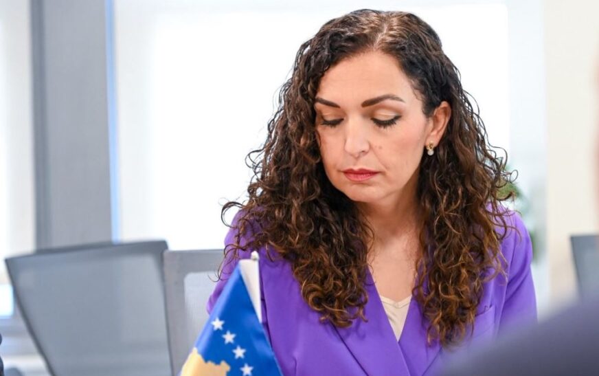 Presidentja dekoron aktivistët për të drejtat e personave me nevoja të veçanta