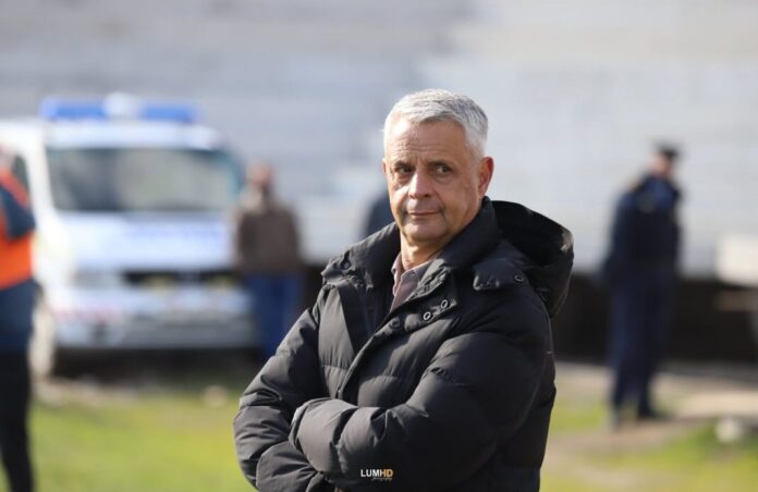 Profa mbeti pa pozitën e deputetit, tash shkarkohet edhe në pozitën tjetër