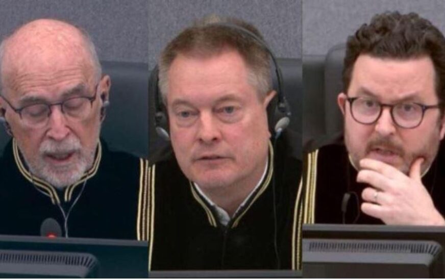 Gjyqtarët e Speciales ‘nervozohen’ pse mbrojtja e krerëve të UÇK-së paraqiti prova të krimeve serbe, i refuzon të gjitha sërish