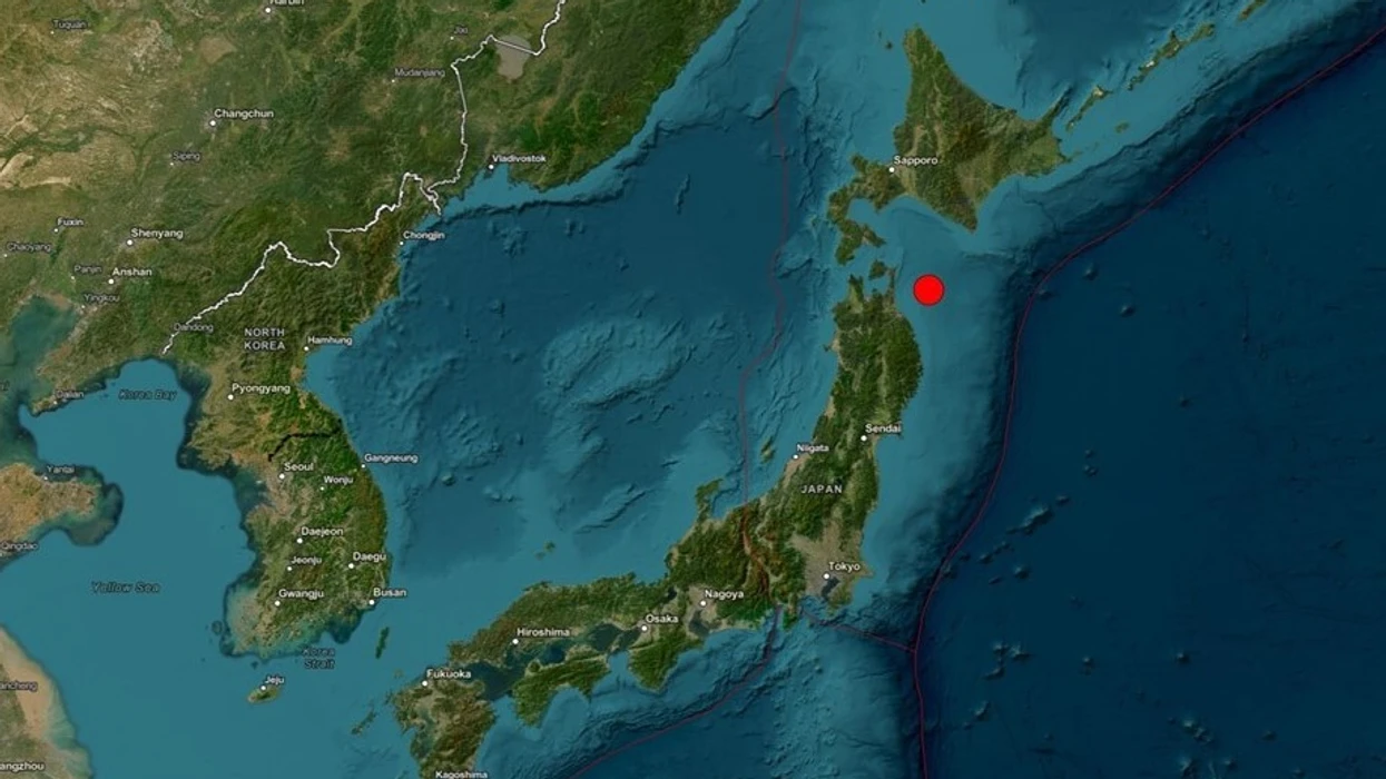 Një tërmet i fuqishëm godet Japoninë, paralajmërime për cunami