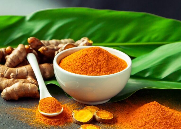 Kjo është erëza e artë në kuzhinën tonë – ilaç për stomakun dhe inflamacionet