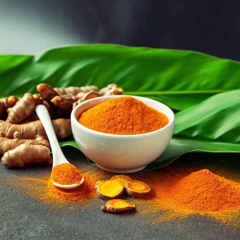 Kjo është erëza e artë në kuzhinën tonë – ilaç për stomakun dhe inflamacionet