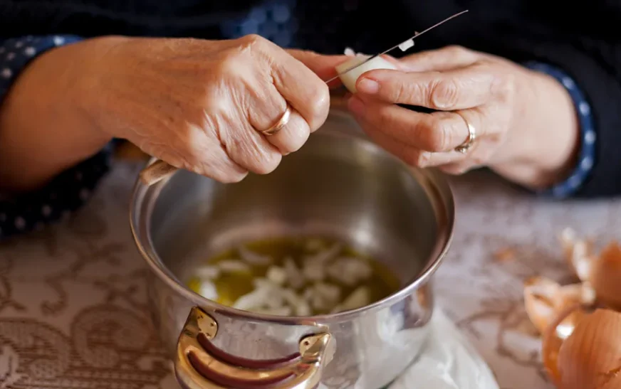 BBC: Gjyshet që shpëtuan kuzhinën shqiptare