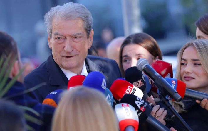 Berisha del nga SPAK-u: Jam i vetmi politikan me vetting të plotë nga armiqtë! Prej 20 vjetësh…