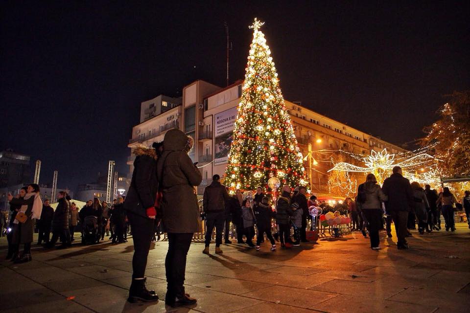 Komuna e Prishtinës jep tenderin për dekorimin e kryeqytetit për fundvit