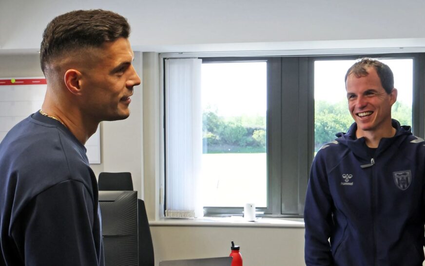 Xhaka për trajnerin e tij: Kurrë s’është emocional, por në derbi ishte ndryshe…!