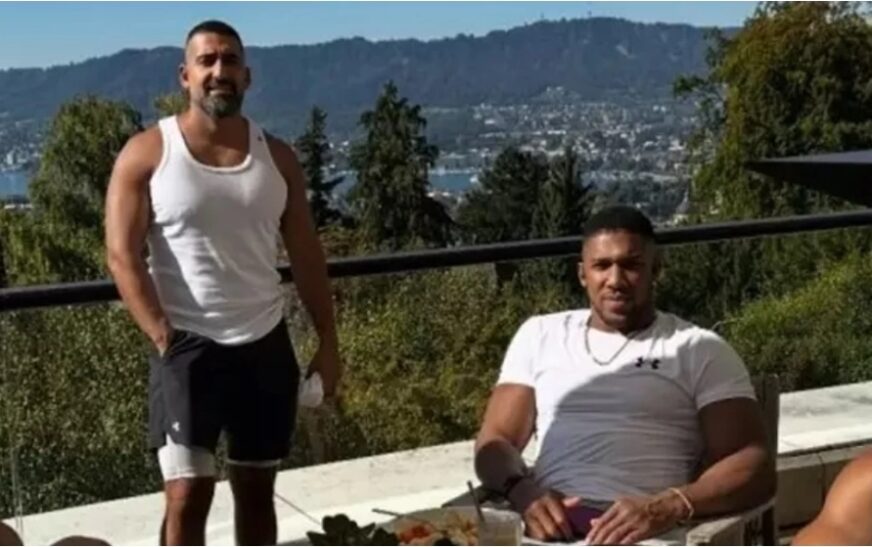 Arsyeja zemërthyese pse shoku i Anthony Joshuas po udhëtonte me të në aksidentin fatal