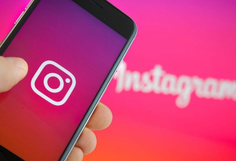 Instagram mohon shkeljen pasi shumë përdorues morën email-e që u kërkojnë të rivendosin fjalëkalimin