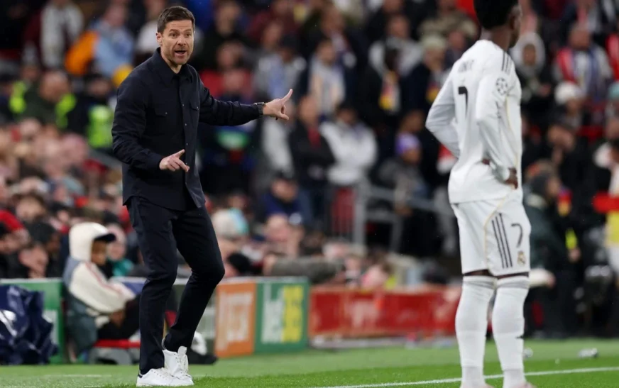 Xabi Alonso mund të rikthehet në Bundesligë, një klub gjerman po mendon për emërimin e tij