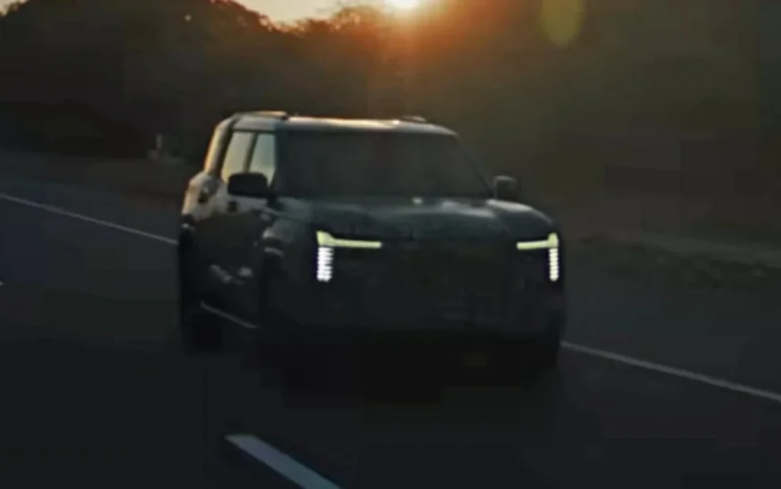 Shefi i Mitsubishi konfirmon një SUV të vitit 2026 – që pritet të duket si një Pajero i ri