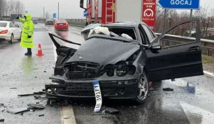 Aksident i rëndë në rrugën Lezhë -Shkodër, dy të vdekur