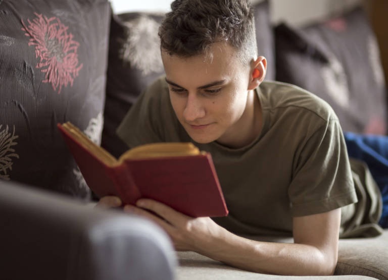 Si të balanconi dashurinë dhe studimet?