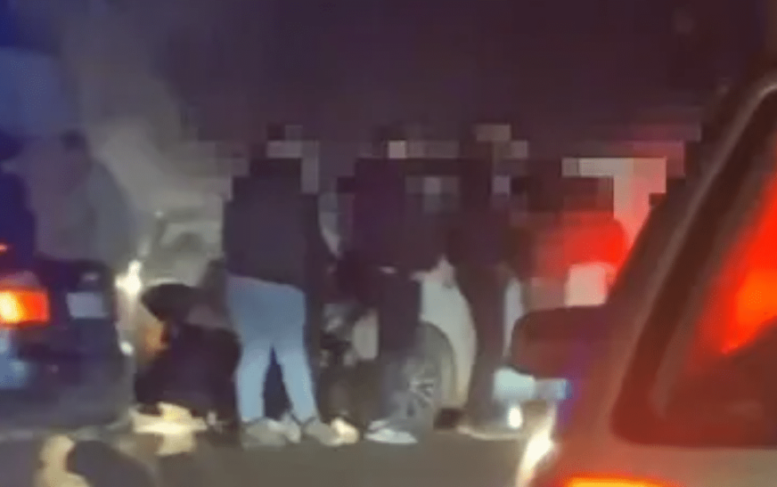 Detaje nga aksidenti fatal në Komoran ku humbi jetën 83 vjeçari, e u lënduan disa persona