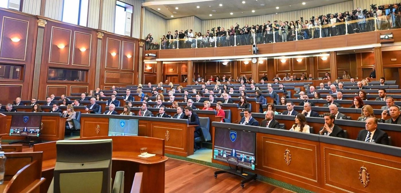 Bllokada e Kuvendit mund të kthehet sërish